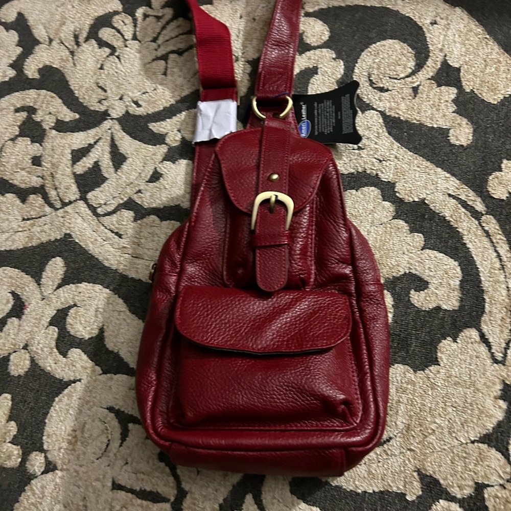 Ladies leather crossbody bag